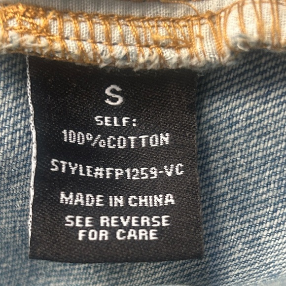 Vince Light Blue Denim Sleeveless Romper with Tie Waist - Picture 16 of 16